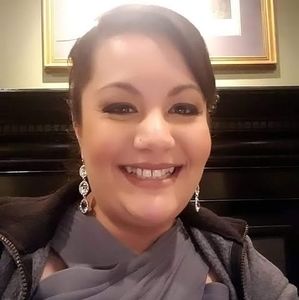 Meet your Posher, Chrissy volante